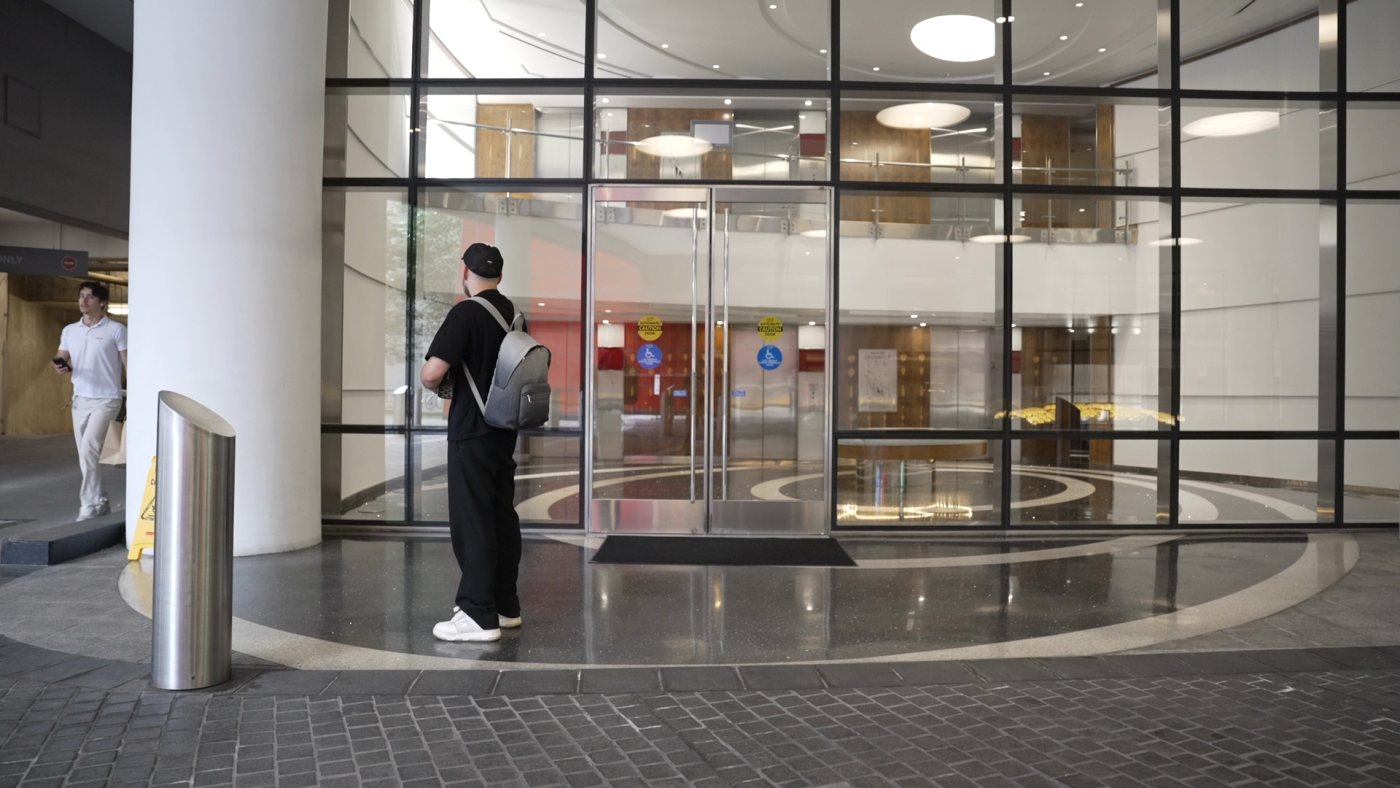 Office lobby, C0025, raw