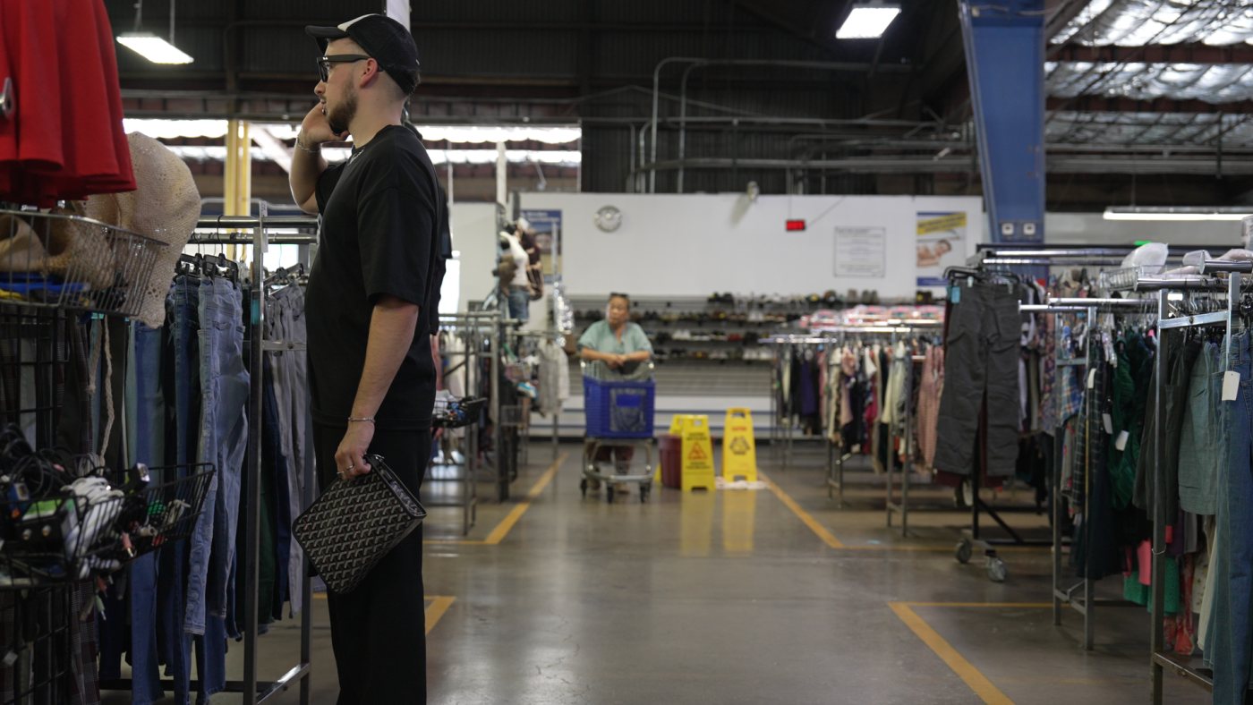 Thrift store, C0095, raw