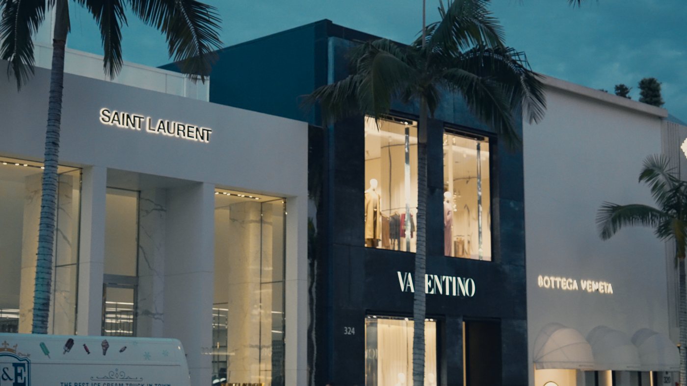 Rodeo Drive, blue hour, C0469, graded with Dusk